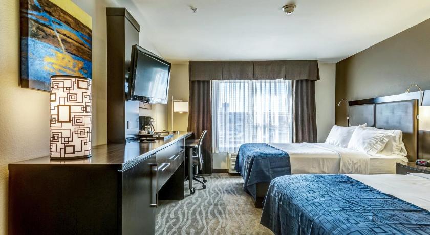 Holiday Inn Express Hotel & Suites St. Louis West-O'Fallon