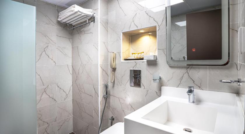 Image of Premium Junior Suite with King Bed 11