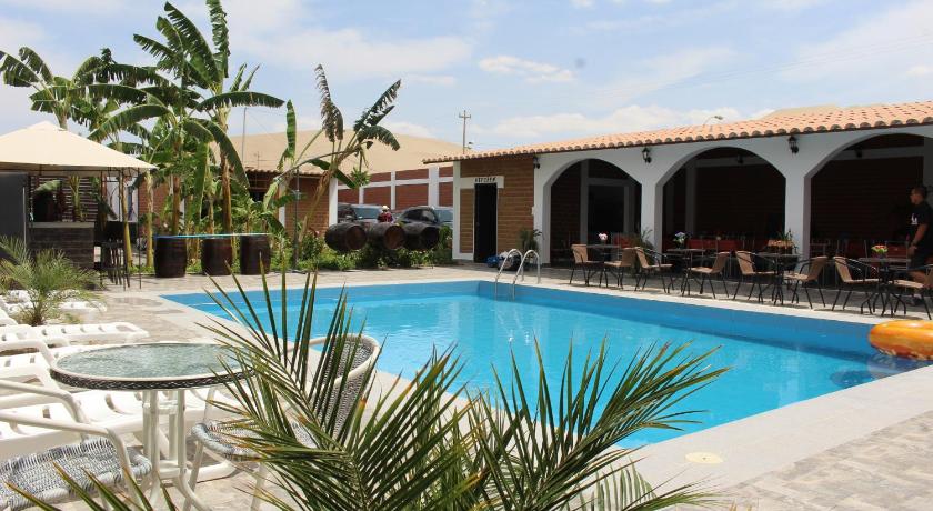 Huacachina Desert House photo