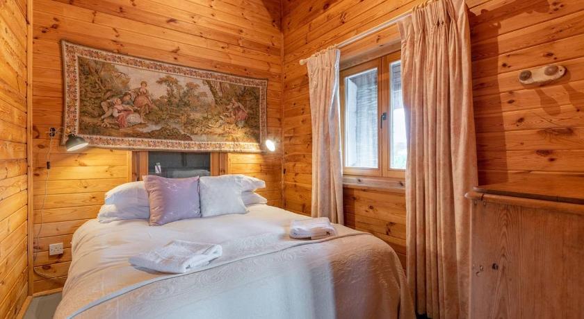 Rock Lodge photo
