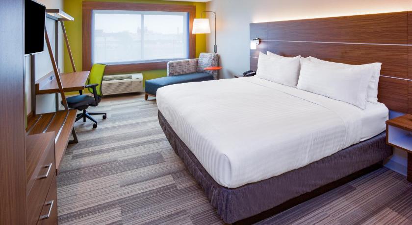 Holiday Inn Express-Des Moines Downtown