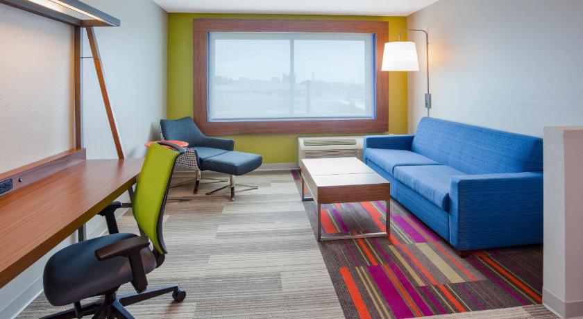 Holiday Inn Express-Des Moines Downtown