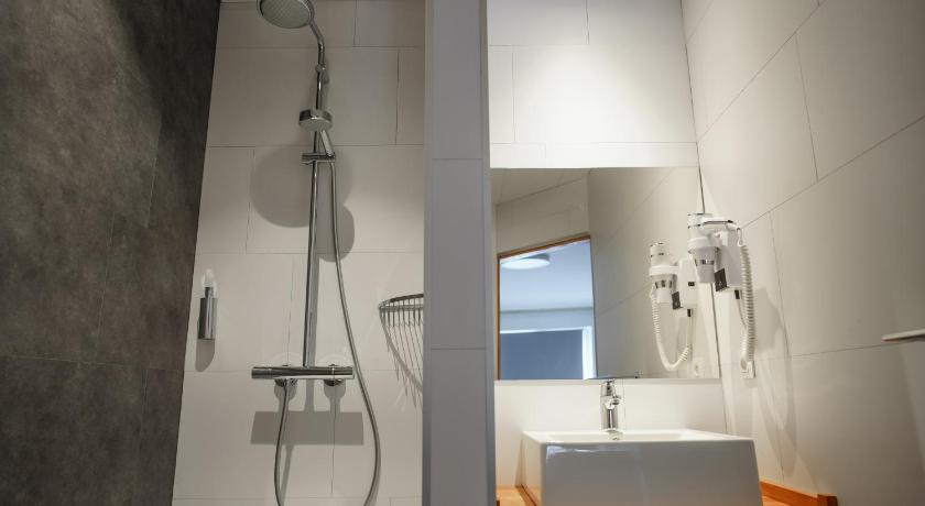 RAVeL Hotel Cyrano photo