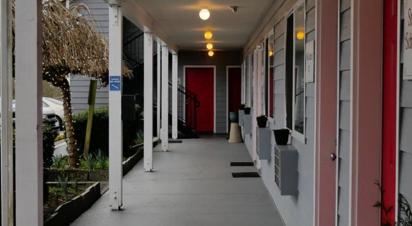 스노호미시 Snohomish Inn 3성급 숙소 로비