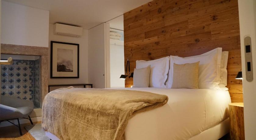 Flora Baixa Apartments — Hotel in Lisbon