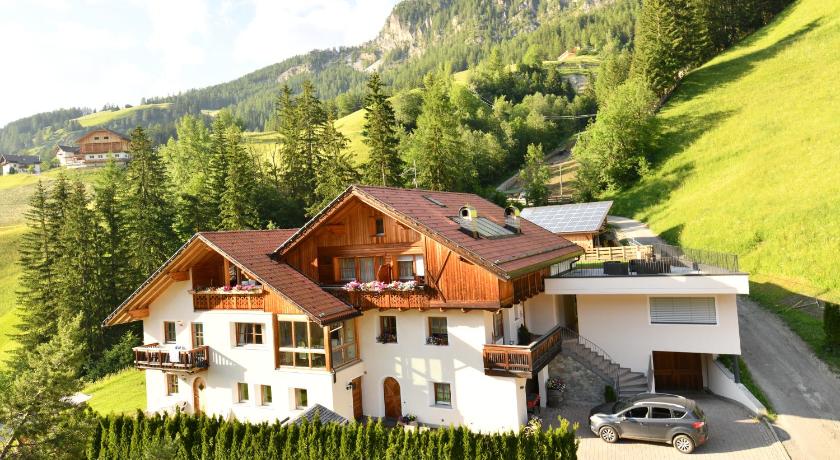 Ciasa Mirio' — Hotel in La Valle