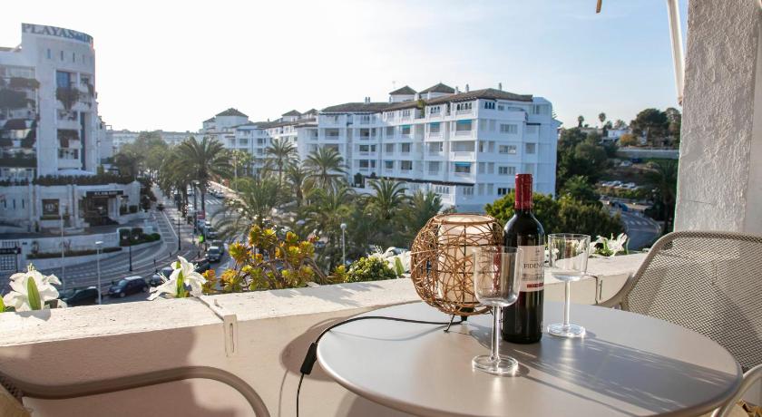 JARDINES BANUS Apt photo