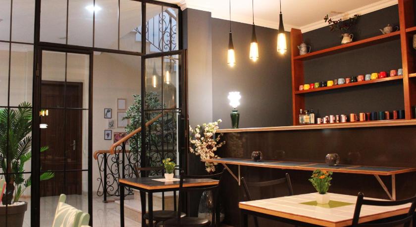 Point Hotel Tbilisi photo