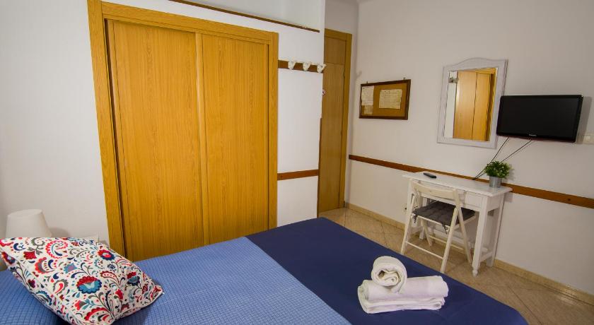 Hostal Guillot photo
