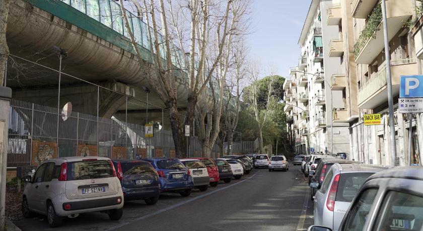 ローマ A un passo dal centro 3つ星 シングルルーム レストラン