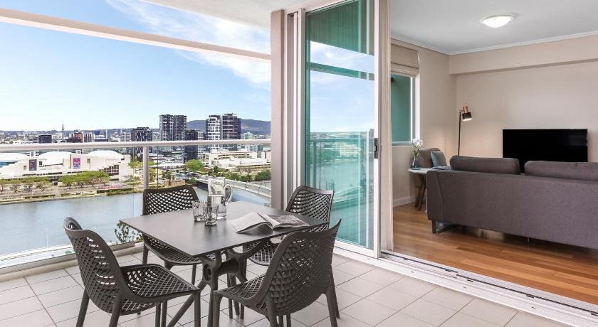 Oaks Brisbane Casino Tower Suites