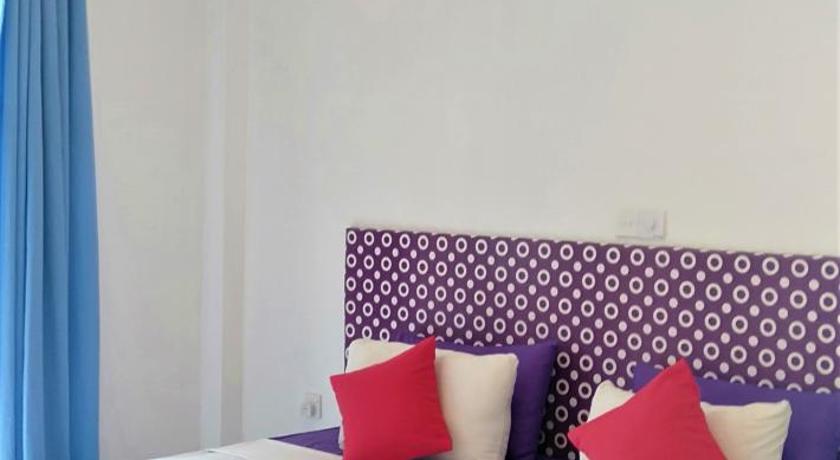 Ocean Bay Surf Resort Weligama photo