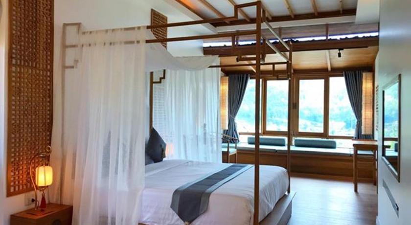 รูปของห้องสวีทสามารถมองเห็นวิวทะเลสาบได้จากภายในห้องพัก (Suite with Lake View) 3