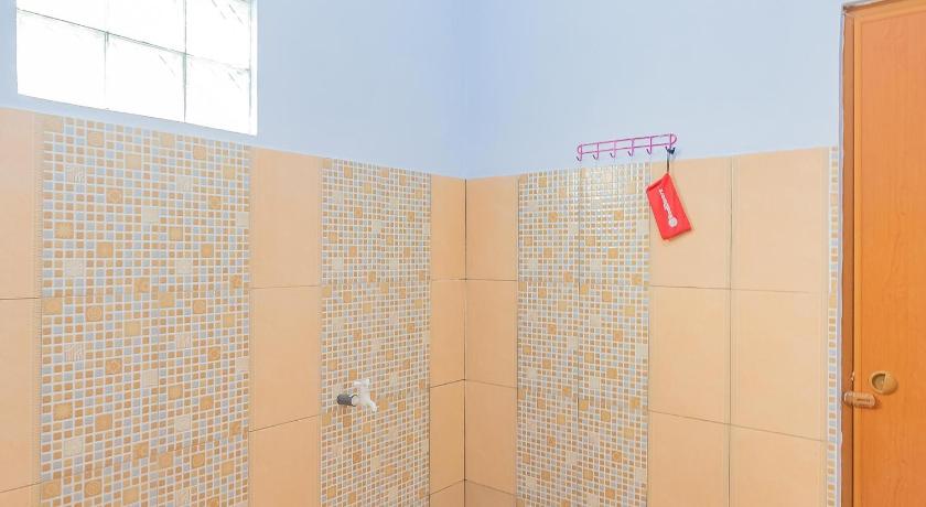 Image of Twin Room 8