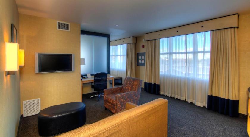 Holiday Inn Boise Airport