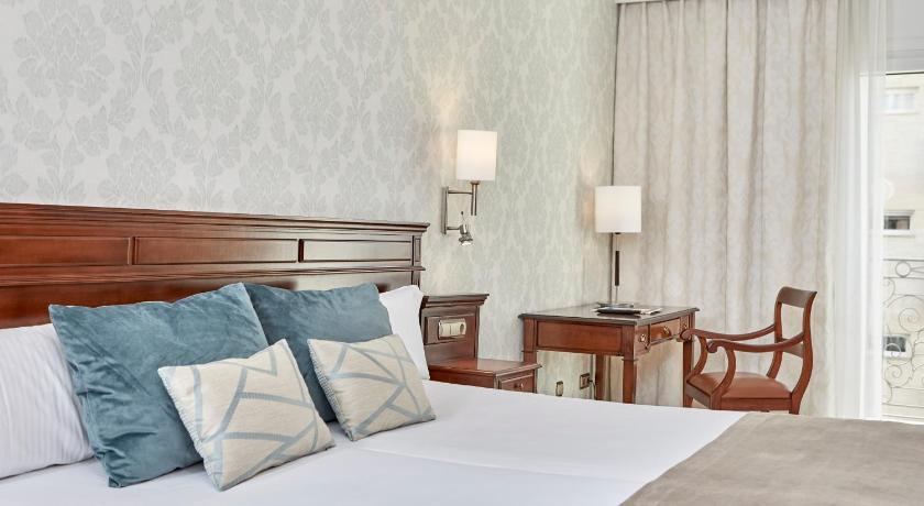 Gambar Double or Twin Room (2 Adults + 1 Child) 5