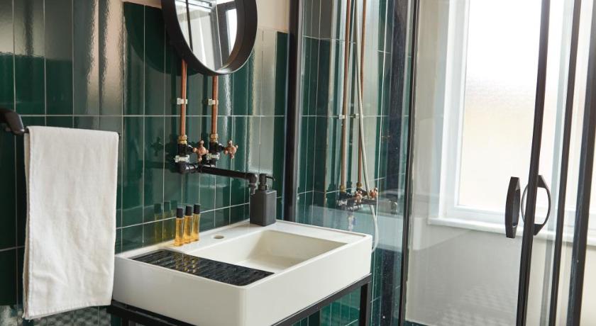 Great View of Taksim Square, Luxury Furnished on Main Street of Taksim, Partial Sea View photo