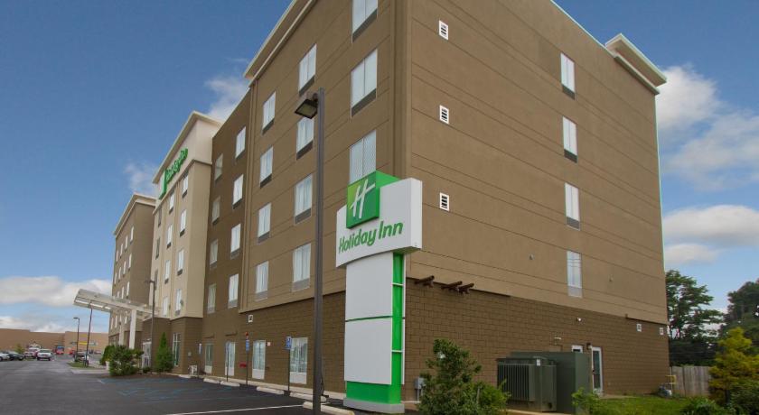 Holiday Inn Christiansburg Blacksburg photo