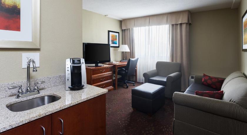 Holiday Inn Cincinnati-Riverfront