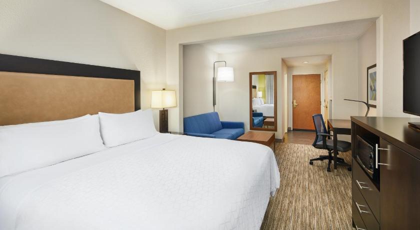 Holiday Inn Express & Suites Jacksonville South East - Medical Center Area