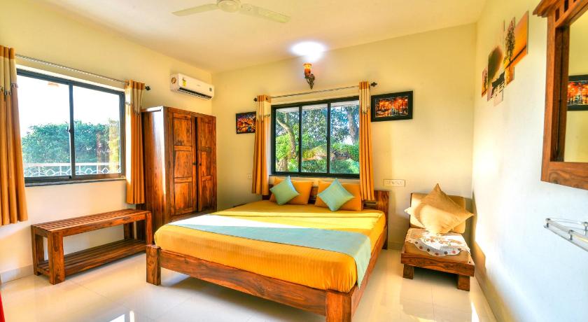 Monarch Suites Goa photo