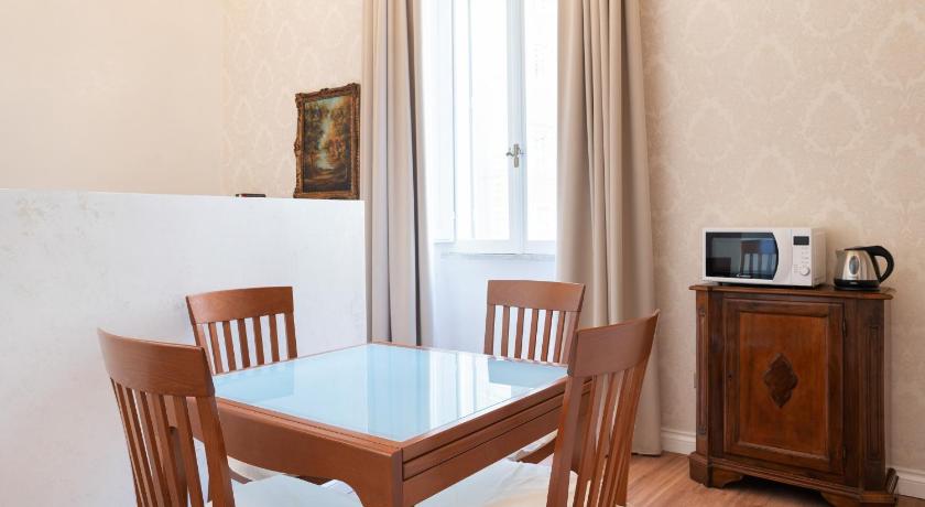 ローマ Pantheon Escape 3つ星 シングルルーム 外観