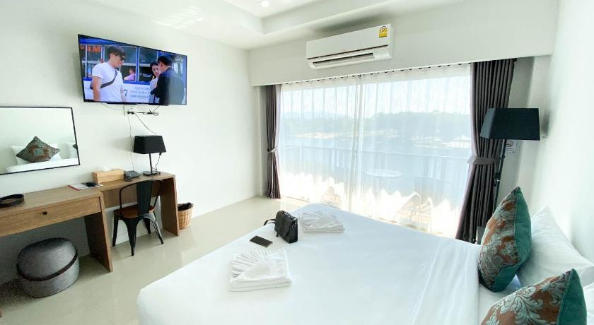 รูปของดีลักซ์ เตียงคิงไซส์ วิวแม่น้ำ (Deluxe King River View) 9