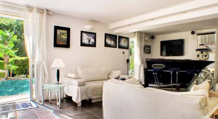 Image of Villa 11