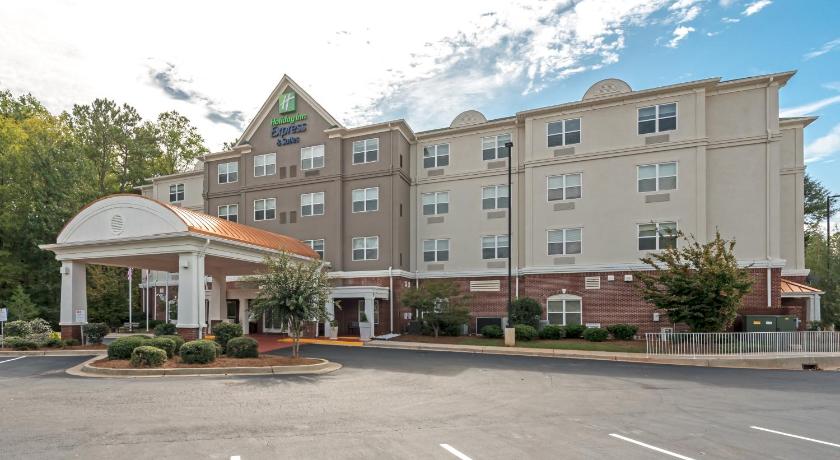 Holiday Inn Express Hotel & Suites Lagrange I-85 photo