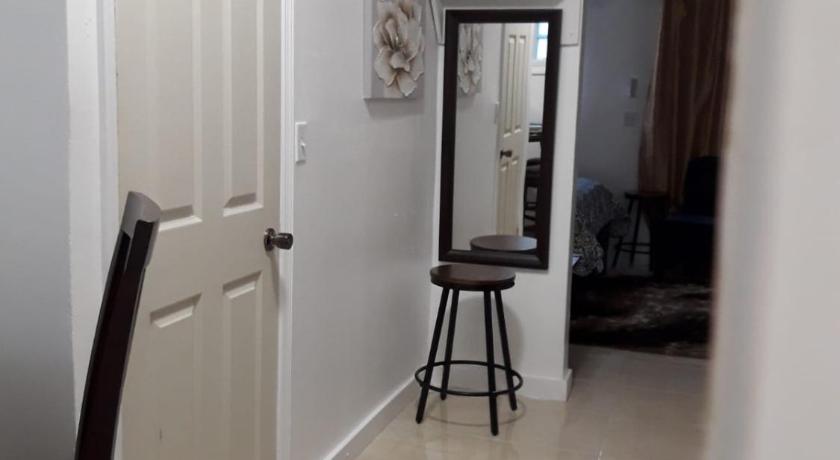 Image of Deluxe Queen Suite 4
