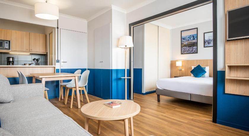 Adagio La Defense Kleber Aparthotel photo
