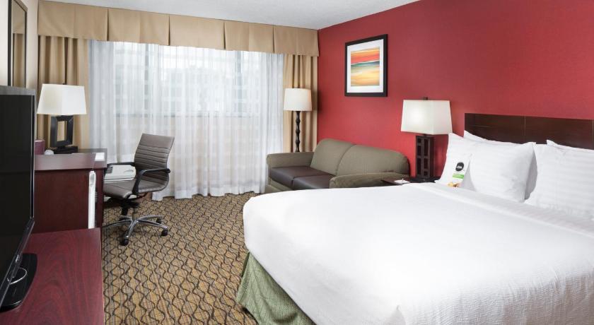 Holiday Inn Johnson City