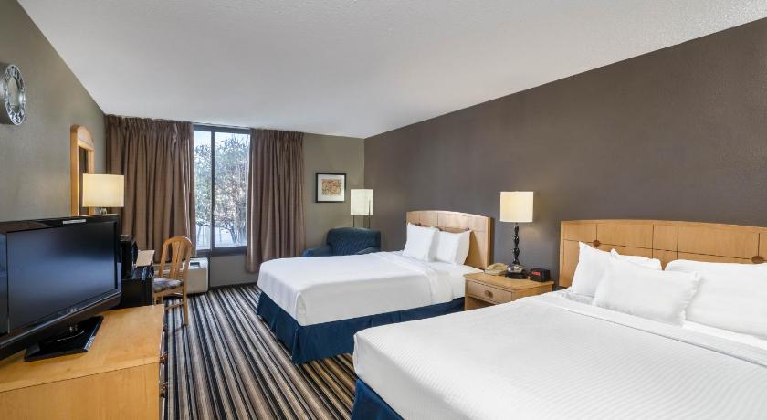 Travelodge by Wyndham Memphis