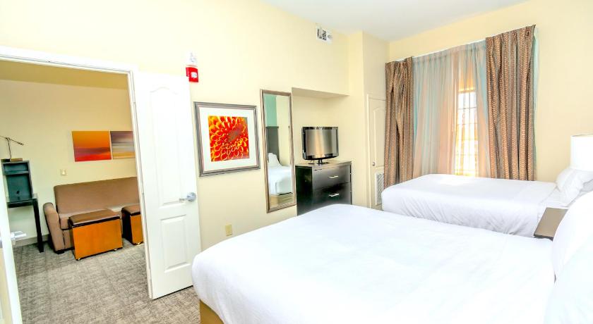 Staybridge Suites Houston - IAH Airport