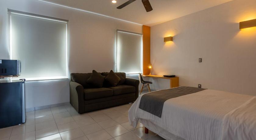 Hotel Mexico Inn Express photo