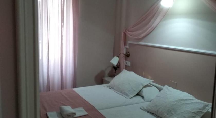 Emperador Augusto — Hotel in Merida