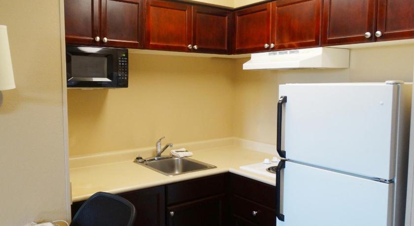 Extended Stay America Suites - Detroit - Auburn Hills - Featherstone Rd.