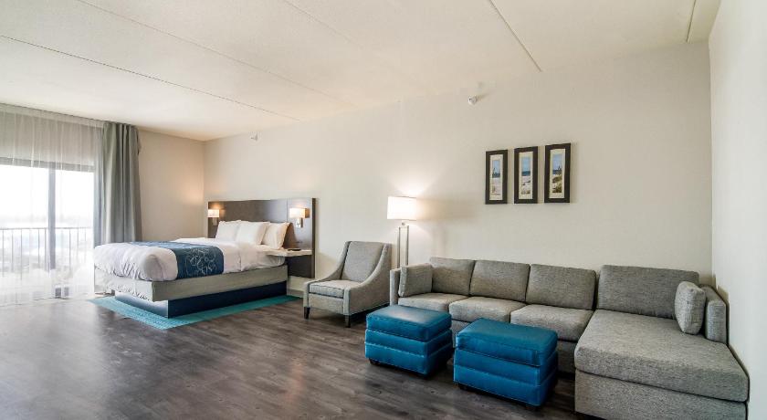 Image of 2 King Beds, Suite, Nonsmoking 0