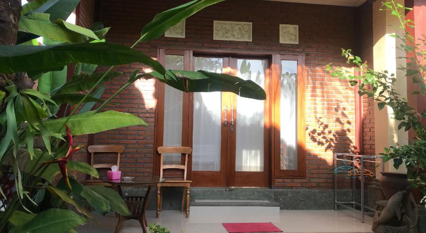 Semara Teges House photo