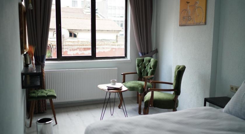 PANDAN KARAKOY SUİT - image 9