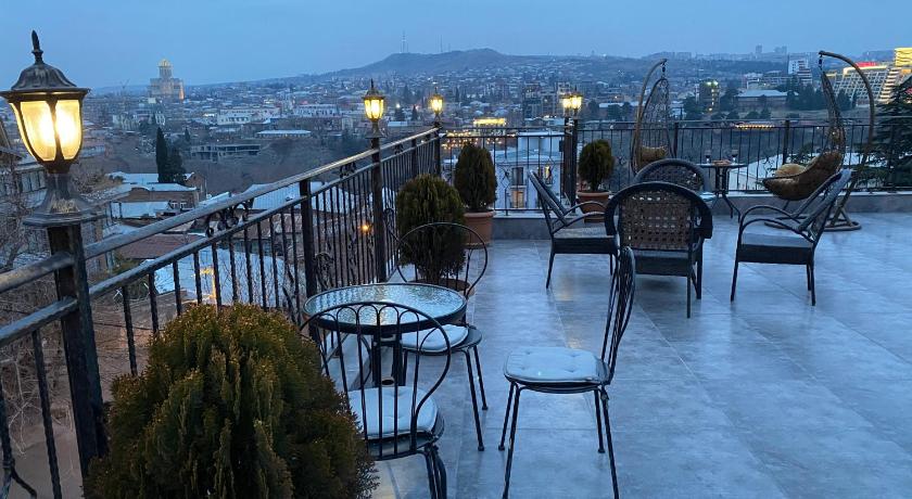 Wine Hills – Tbilisi, MA