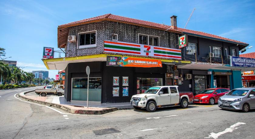 Kota Kinabalu Lazy Cat Home 2-Star Hotel lobby