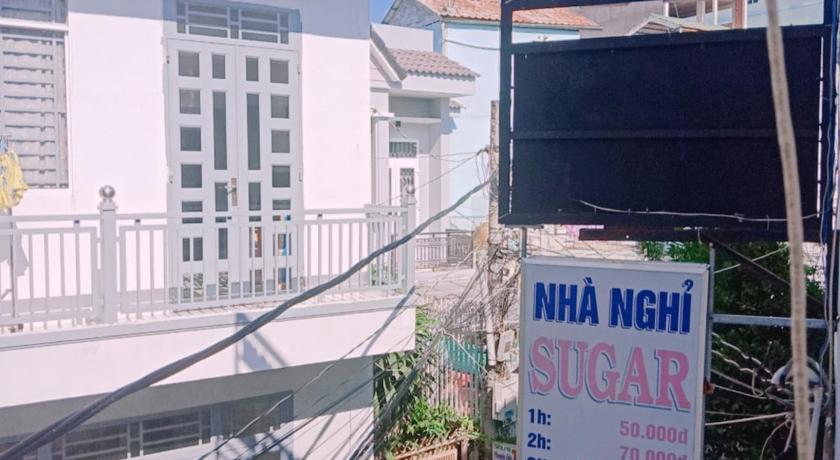 Sugar Motel - image 14