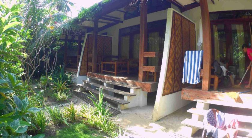 Image of Garden View Family Room 12