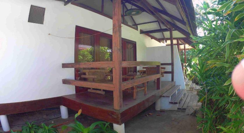 Image of Deluxe Garden View 12