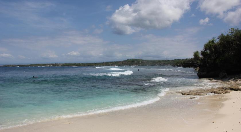 Secret Point Huts Bungalow photo