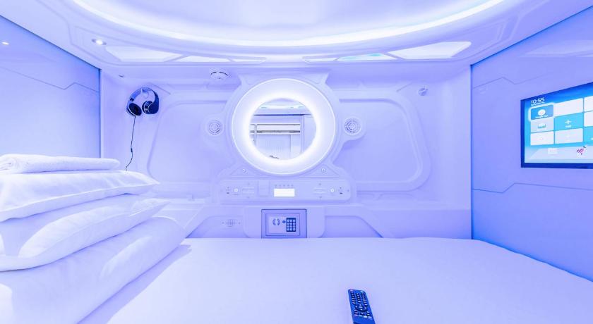 Capsule Hostels Tallinn photo