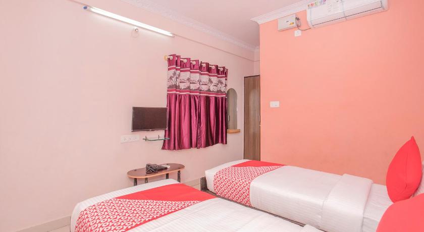 OYO Flagship 10363 Sri Balaji Guest House & Restaurent