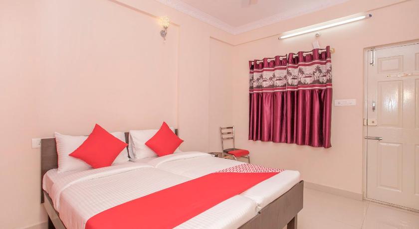 OYO Flagship 10363 Sri Balaji Guest House & Restaurent