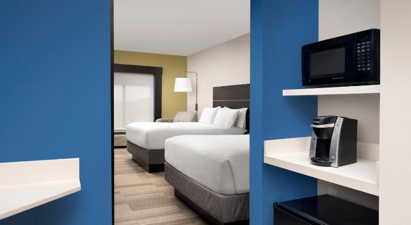 Holiday Inn Express Knoxville-Strawberry Plains